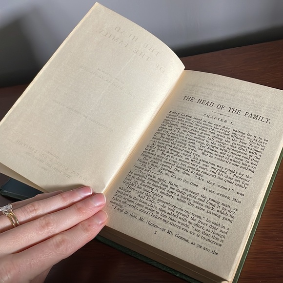 The Head of The Family Mrs. Craik Antique 1903 Bound Novel from London - Picture 5 of 7